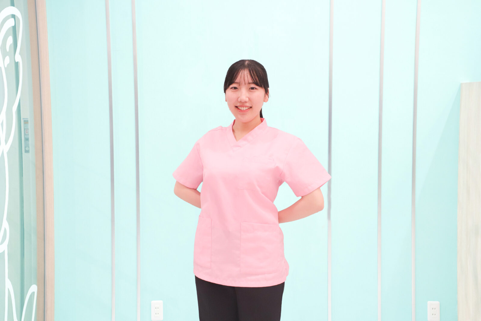 人見 莉珠(保育士・歯科助手・受付)